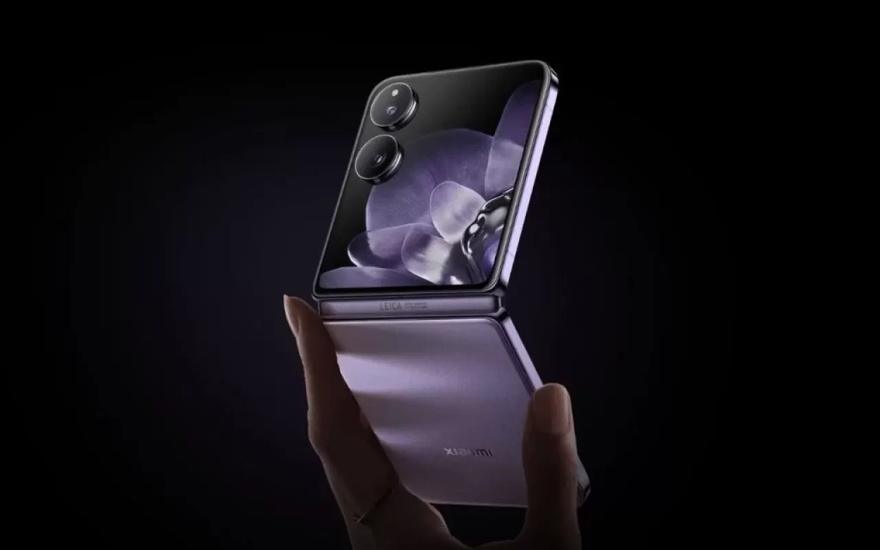 Xiaomi Mix Flip 2 Görüldü: Yakında Resmiyet Kazanacak
