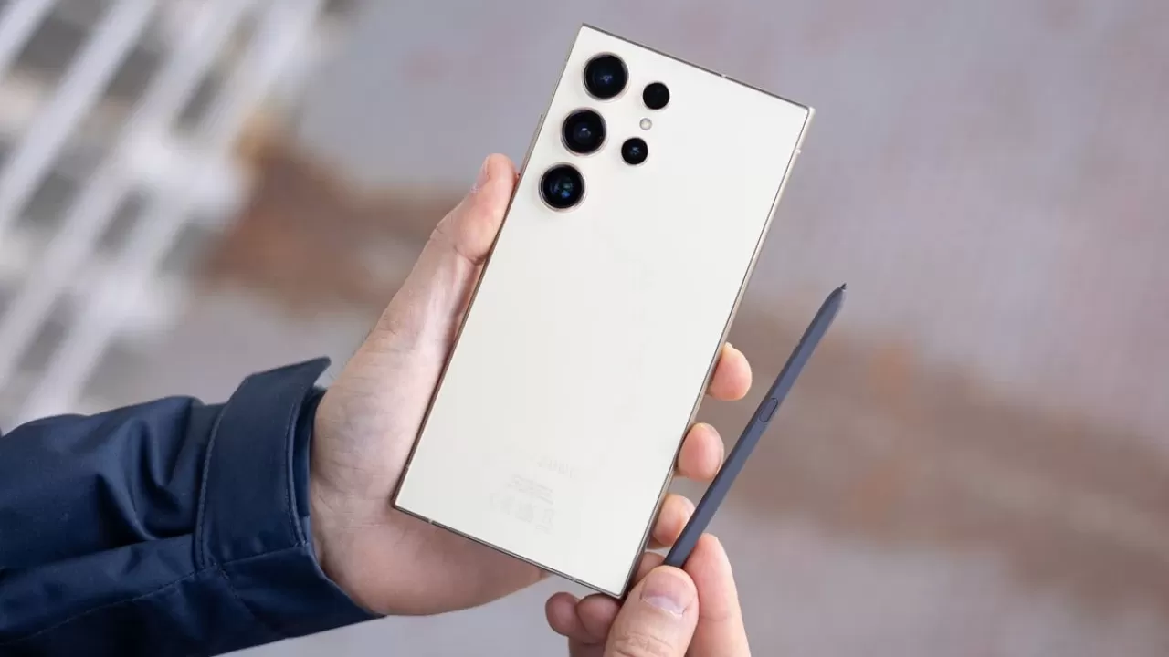 Galaxy S26 Ultra'nın yeni S Pen'i büyük bir sorunu çözecek!