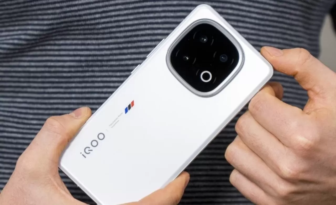 iQOO 15 Hakkında Şaşırtan Detaylar!