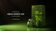 Xbox 25. Yılına Özel Üretilen 'Saydam Yeşil' Konsol ve Kumandasını Tanıttı