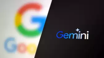 Google Gemini App Store'da Zirvede: ChatGPT'i Tahtından Etti!