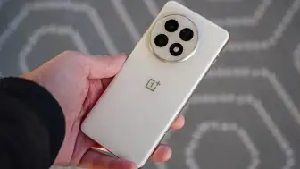 OnePlus 13 Güncellendi: Şarj ve Fotoğraf Sorunları Çözüldü!