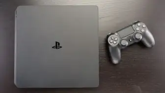 Sony’den Önce Modcular Yaptı: PS4 Slim Artık El Konsolu Oldu!