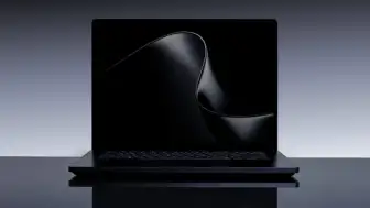 Microsoft Surface Laptop Ultra Duyuruldu: Şimdiye Kadarki En Parlak Ekrana Sahip!