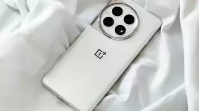 OnePlus 13T Premium Amiral Gemilerini Sollayan Bataryasıyla Tanıtıldı!