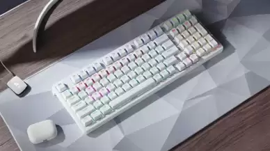 Lenovo Aurora GK10 Mekanik Klavye Tanıtıldı