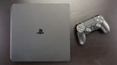 Sony’den Önce Modcular Yaptı: PS4 Slim Artık El Konsolu Oldu!