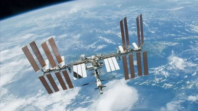 NASA ve Spacex'ten dev anlaşma: Uluslararası Uzay İstasyonu'nu parçalayacak