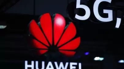 Huawei'nin Pazar Satışları Yüzde 30 Arttı: ABD Yaptırımlarına Meydan Okuyor