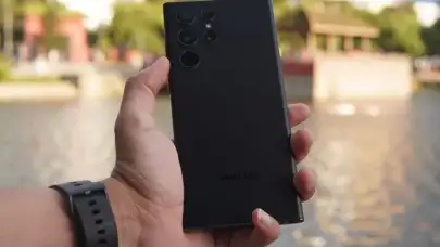 Samsung Galaxy S22 Serisi Son Büyük One UI 8 Güncellemesini Aldı