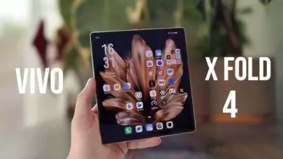Vivo X Fold 4, Snapdragon 8 Gen 3 İşlemcisiyle Gelecek!