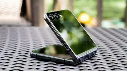 Samsung 360 Derece Katlanabilir Cihazı için Patent Aldı!