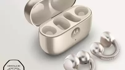 Motorola'dan Swarovski Kristalli Moto Buds Loop Kulaklık!