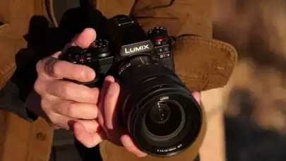 Panasonic LUMIX S1II ve S1IIE Kameralarını Piyasaya Sürdü