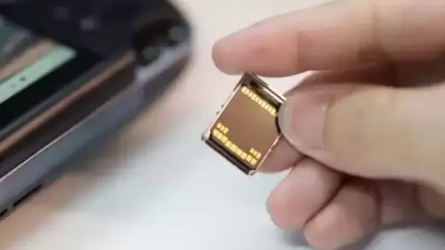 Çin'de Üretildi: Sim Kart Boyutunda Mini SSD'ler Piyasaya Sürülecek