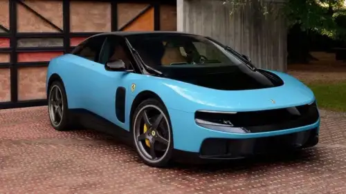Ferrari Luce: Markanın İlk Tamamen Elektrikli Otomobili Olarak Görücüye Çıktı