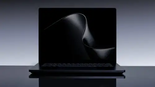 Microsoft Surface Laptop Ultra Duyuruldu: Şimdiye Kadarki En Parlak Ekrana Sahip!
