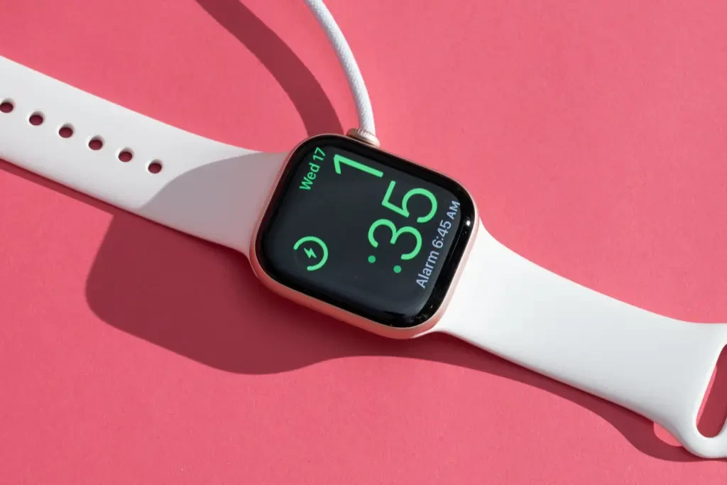 Hastalık tespiti yapan yapay zekayı eğitmek için 3 milyon günlük Apple Watch verisi kullanıldı