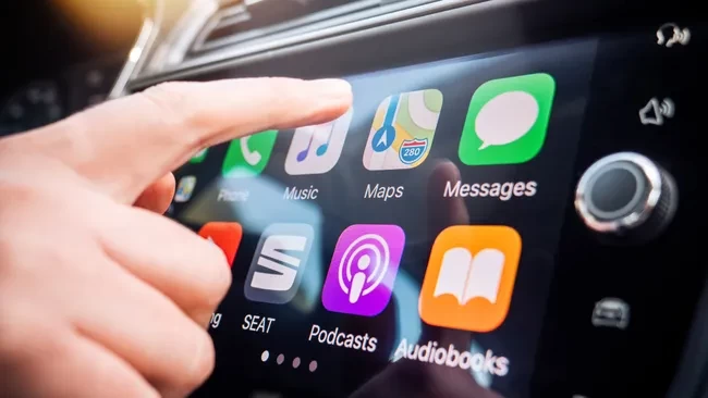 Apple CarPlay, iOS 18.4 ile 3 Güncelleme Aldı
