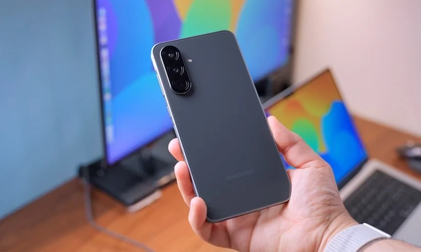 Samsung Galaxy A55 Android 16'ya Kavuştu: One UI 8 Güncellemesi Yolda!