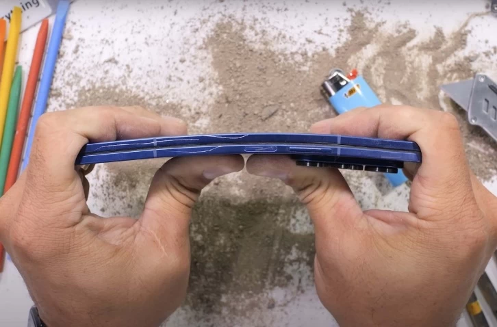 Samsung Galaxy Z Fold 7 Korkunç Bir Dayanıklılık Testinden Geçti!