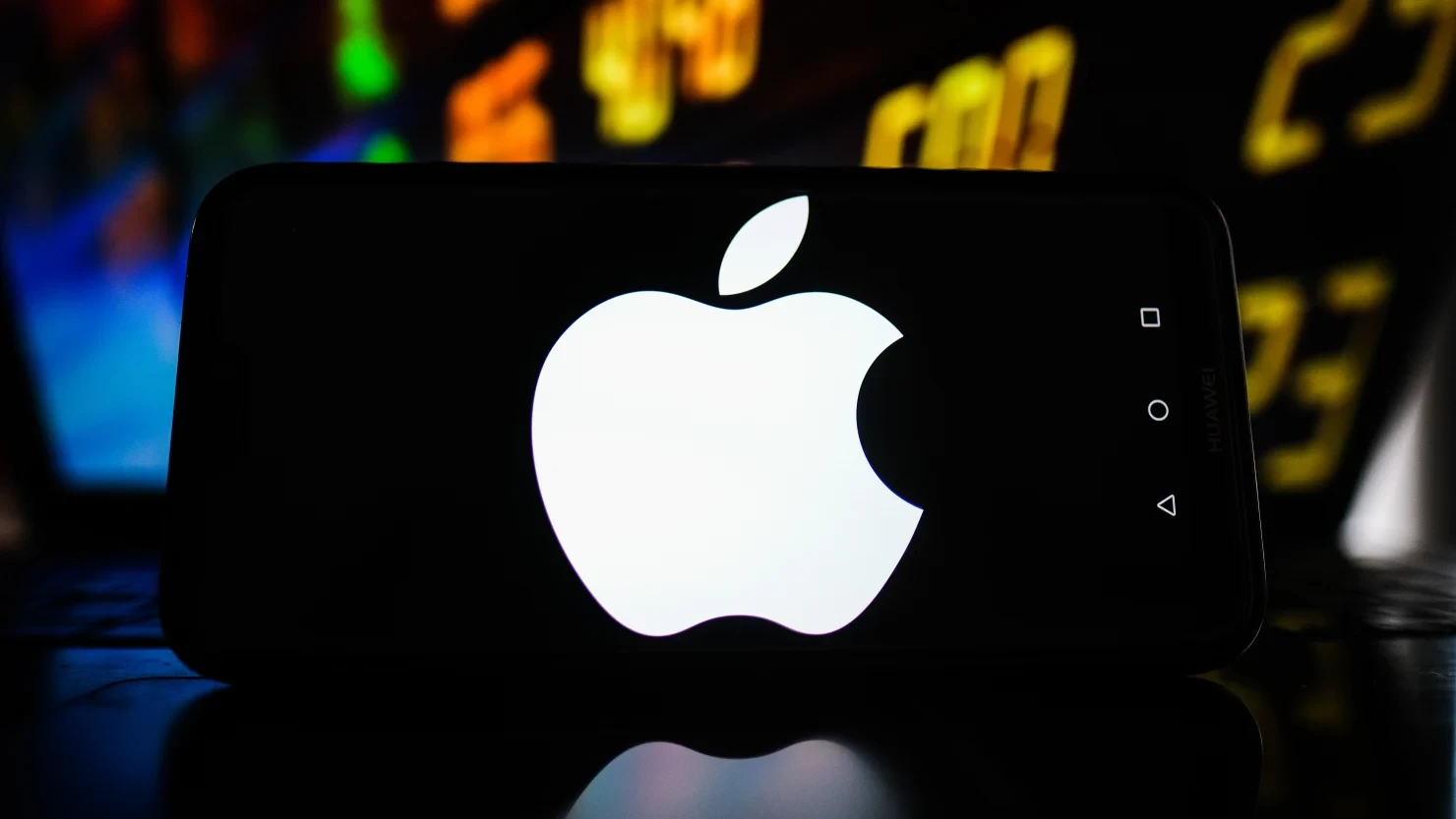 Apple Siri'yi Güçlendirmek İçin OpenAI Yapay Zekasını Kullanacak
