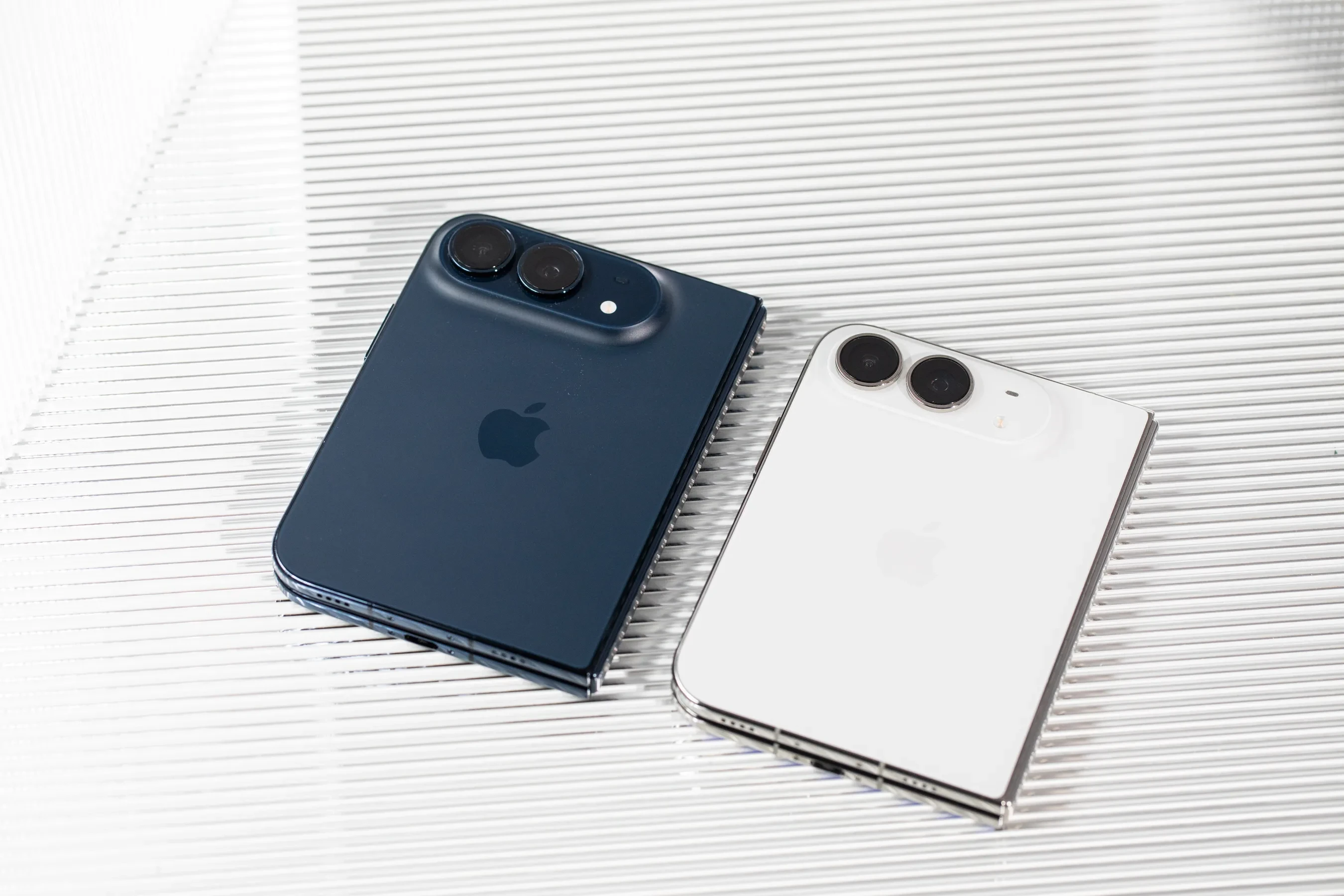 Face ID Özellikli iPhone Duo 2 Prototipleri Test Edilmeye Başlandı
