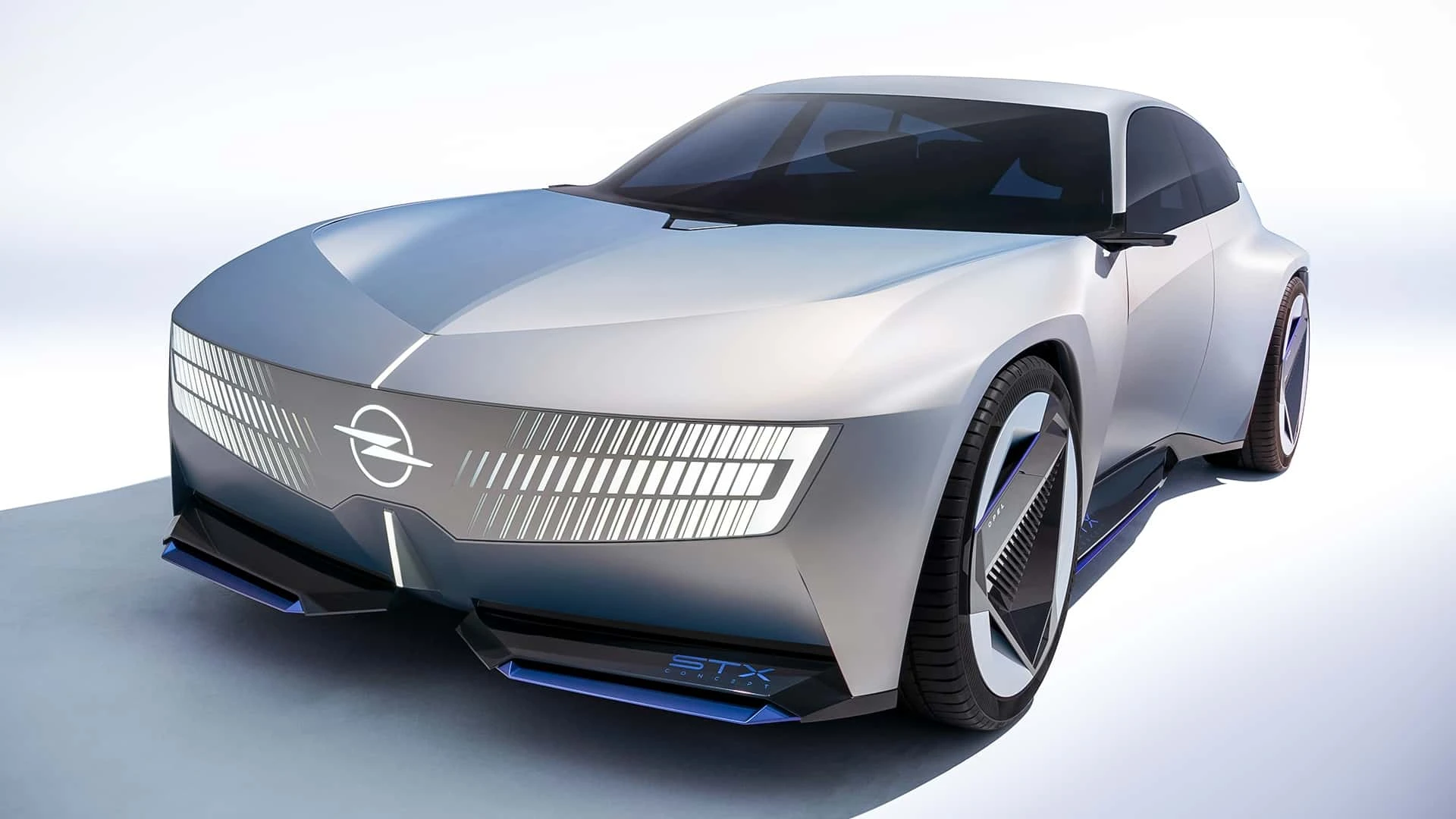 Opel STX Concept Tanıtıldı: Elektrikli Station Wagon Tasarımında Yeni Dönem