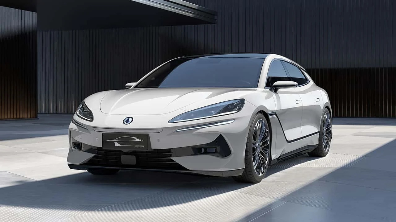 BYD Denza Z9 GT Modeliyle Avrupa'da Gövde Gösterisi Yapıyor