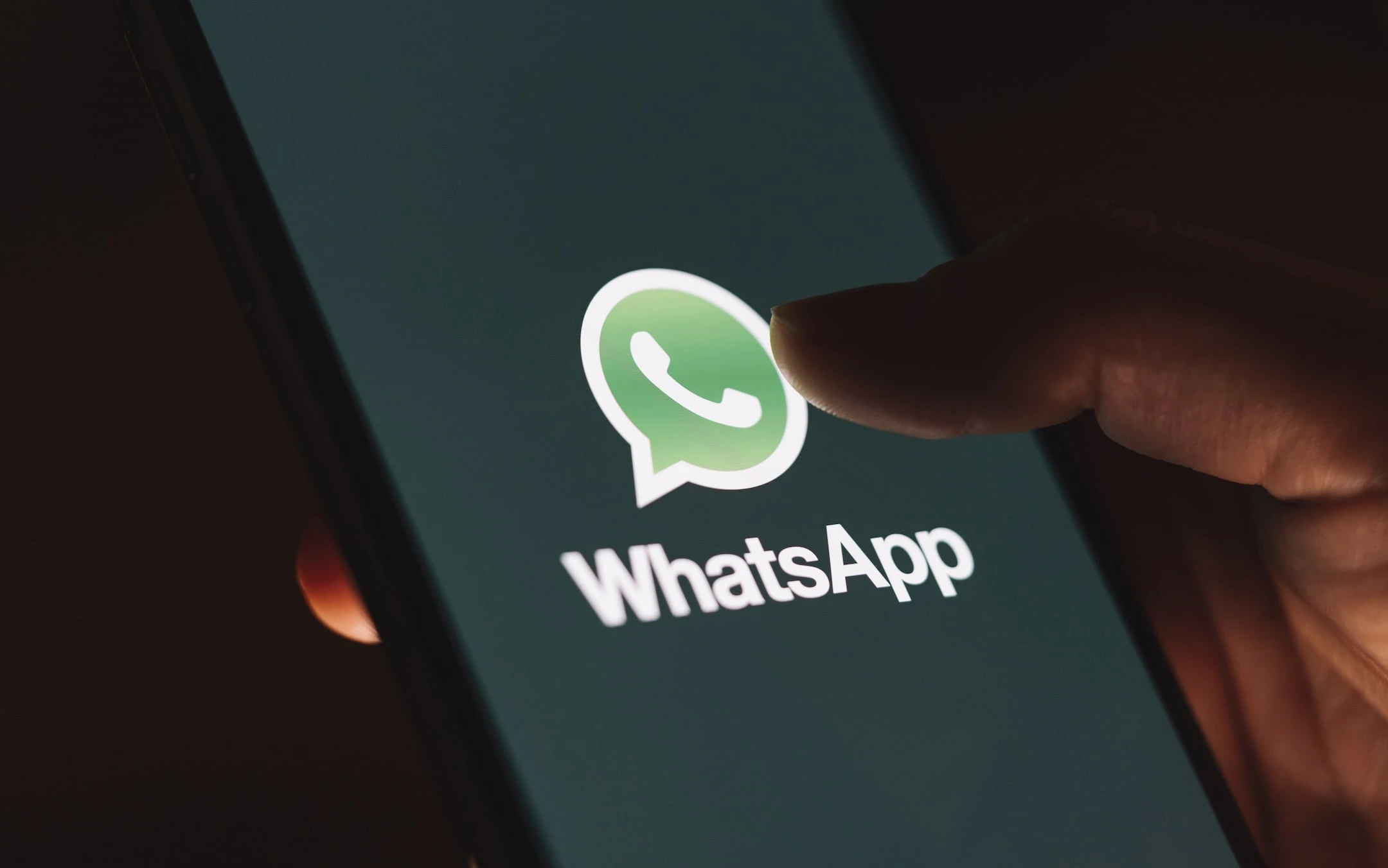 WhatsApp'ta Metin Mesajları İçin "Bir Kez Görüntüle" Dönemi Başlıyor