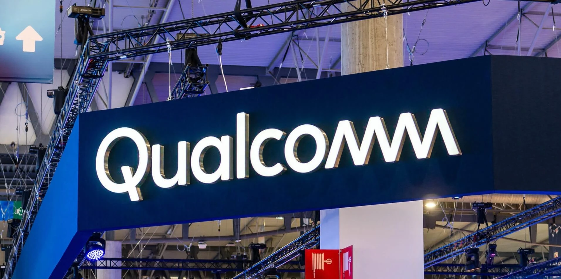 Qualcomm'dan Akıllı Gözlüklerde "Snapdragon Reality Elite" Devrimi