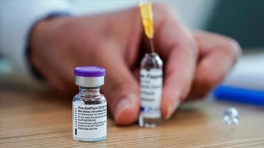 BioNTech ve Genentech, Kişiselleştirilmiş Kanser Aşısı Çalışmasını Durdurdu