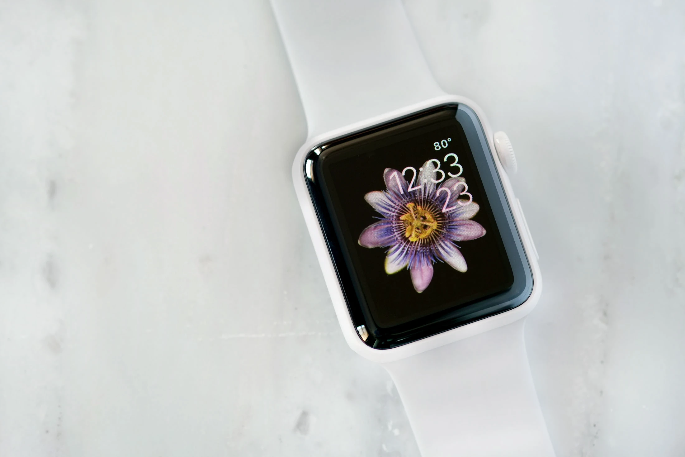 Apple Watch'ta Efsane Seramik Kasa Seçeneği Geri Dönüyor